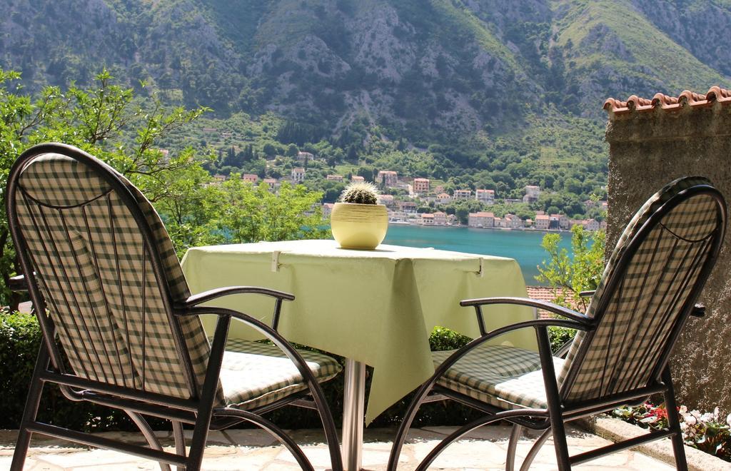 Apartments Kordic Kotor Bilik gambar